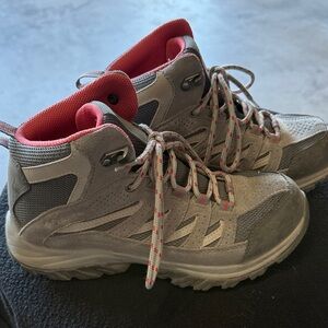 Columbia Crestwood Hiking Boots
